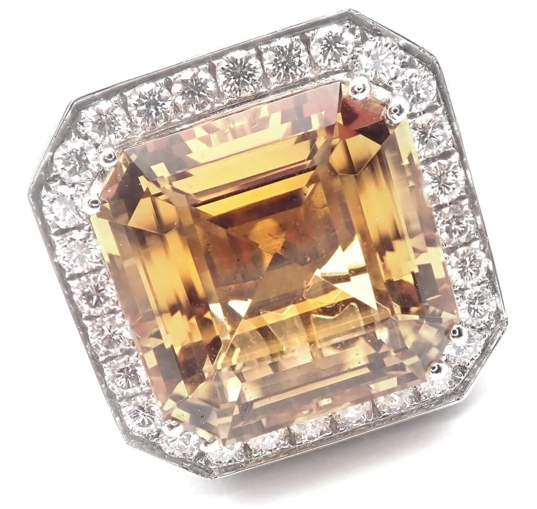 Authentic! Pasquale Bruni 18k White Gold Diamond Citrine Large Ring: Authentic! Pasquale Bruni 18k White Gold Diamond Citrine Large Ring About This Piece: Retail Price: $15,000 About Pasquale Bruni: A piece of jewellery created by Pasquale Bruni is more than a simple p