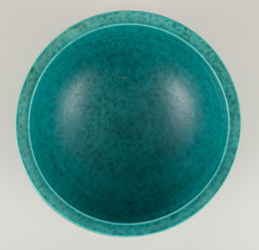 Wilhelm Kåge for Gustavsberg. Very large ceramic bowl from the "Argenta" series. Mid-20th C. - 5