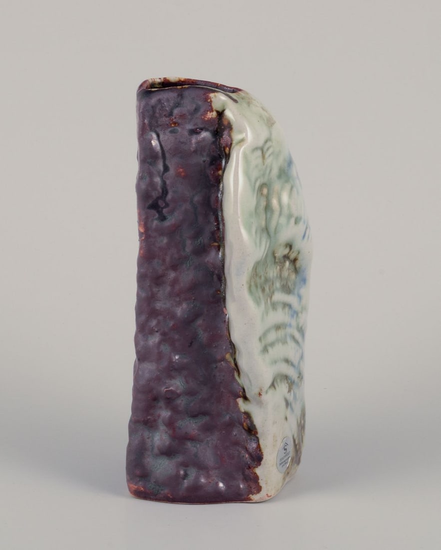 Carl Harry Stålhane for "Designhuset, Sweden. Ceramic vase with organic form. Ca. 1970. - 2