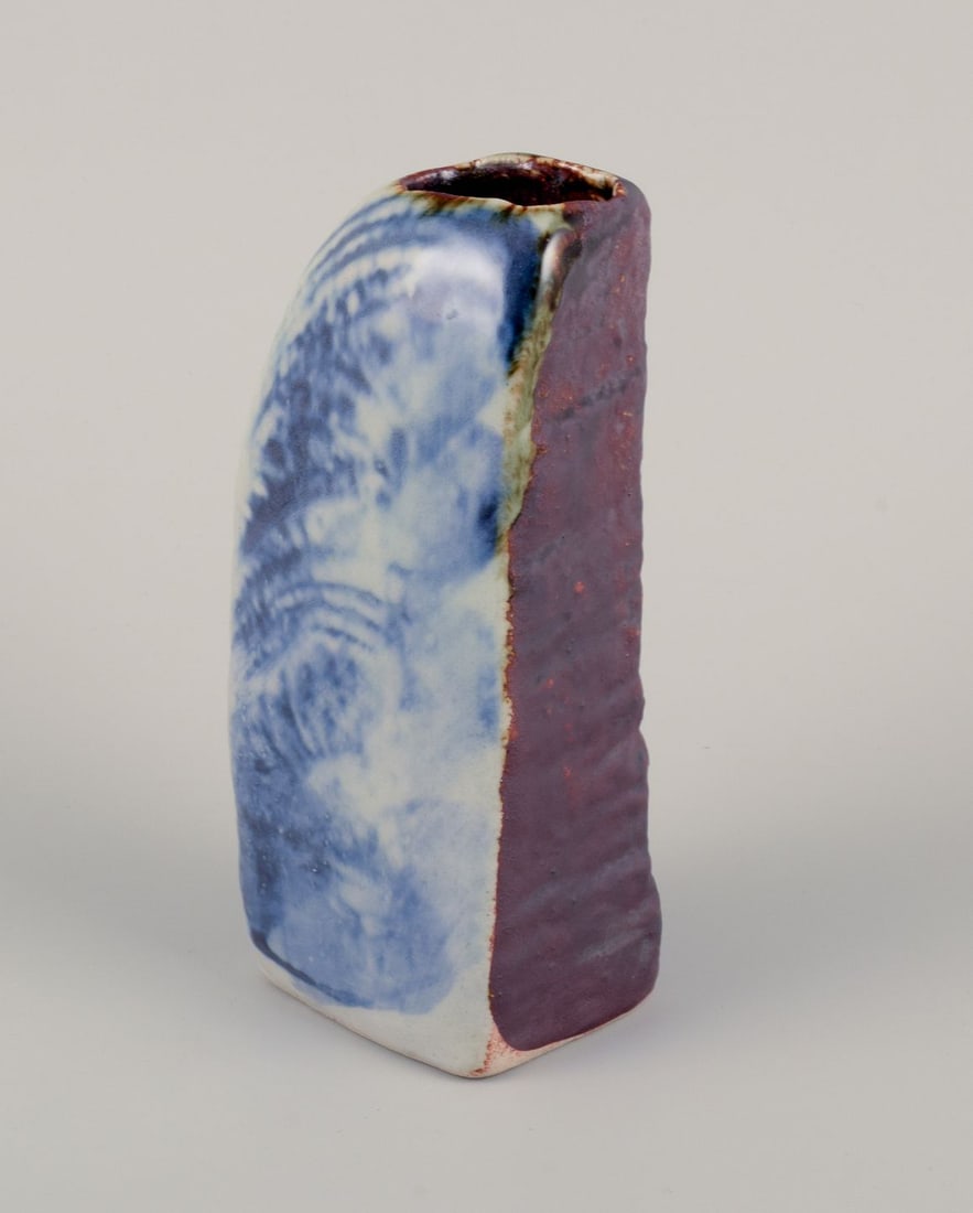 Carl Harry Stålhane for "Designhuset, Sweden. Ceramic vase with organic form. Ca. 1970. - 4