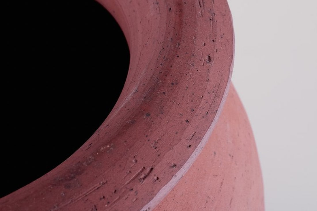 Kähler, Denmark. Large floor vase of unglazed red clay. Mid 20th century. - 6