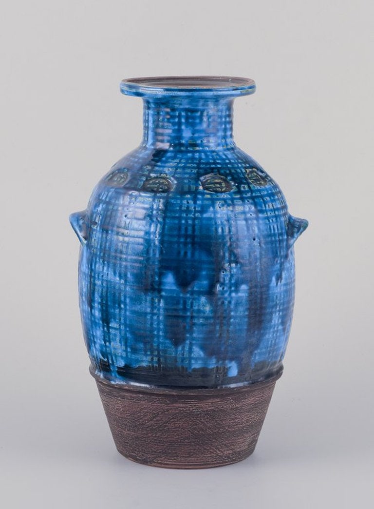 Aldo Londi for Bitossi. Vase in Rimini blue glazed ceramic with geometric patterns. Classic form - 2