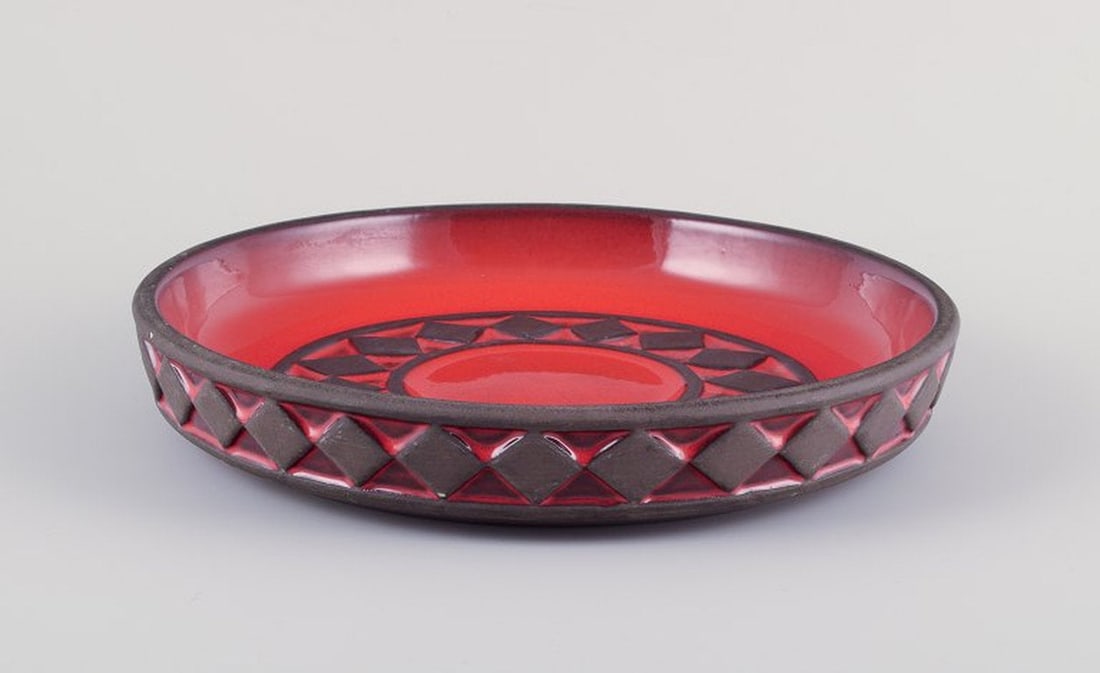 Frank Keramik, Denmark. Large bowl of glazed stoneware. 1970s. (1 of 8)