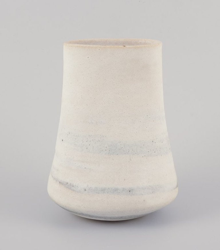 Lucie Rie, Austrian-born British ceramicist. Own studio. Large modernist unique vase in glazed (1 of 8)
