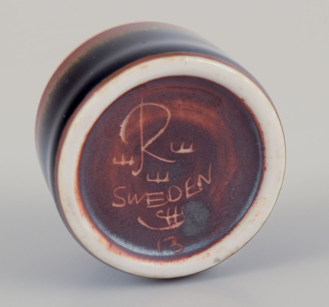 Carl Harry Stålhane for Rörstrand. Set of miniature bowl and lidded jar. Mid-20th C. - 8