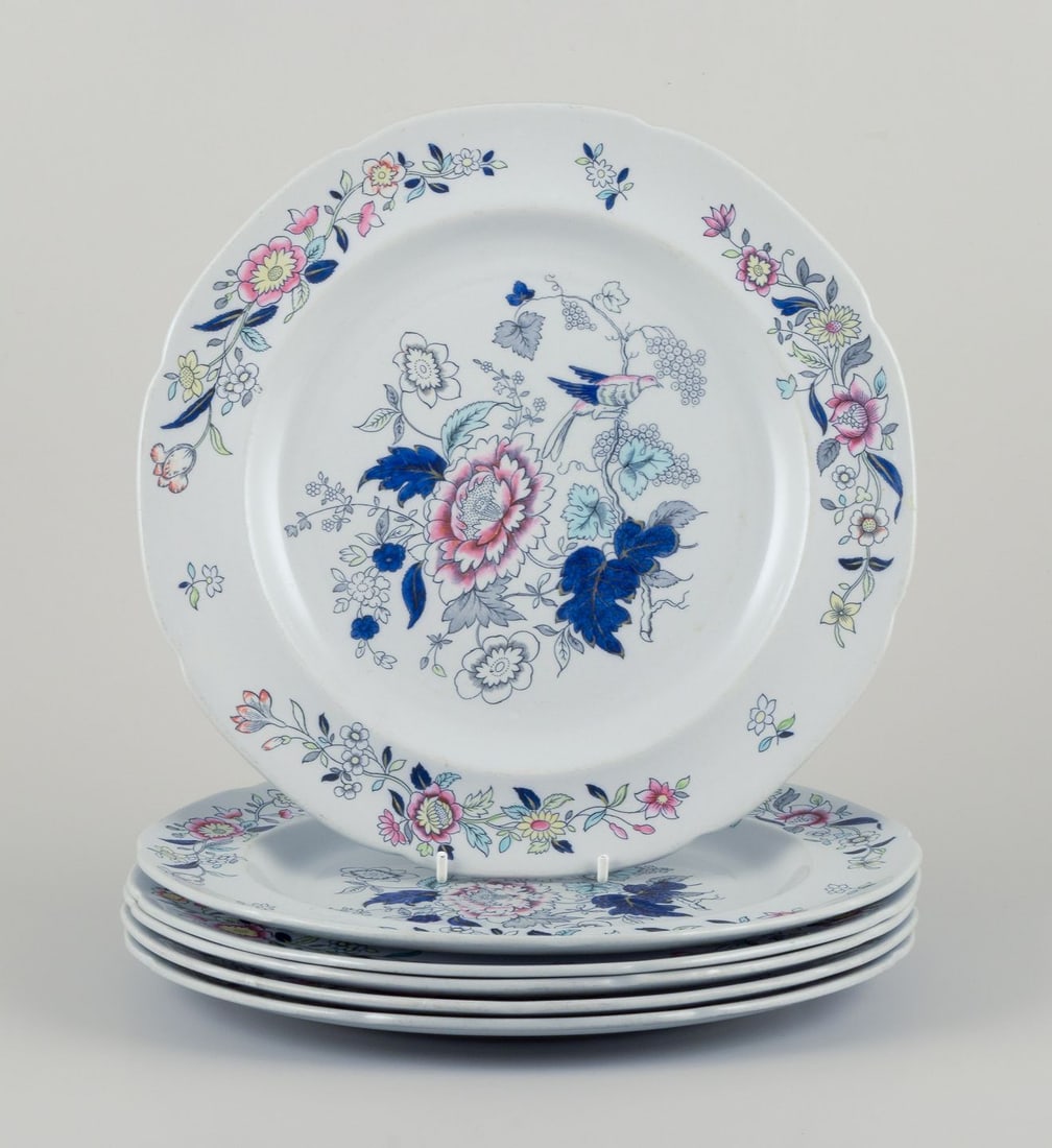 Copeland Spode, England. Six dinner plates in faience with flower and bird motifs. Approx. 1930s. - 2