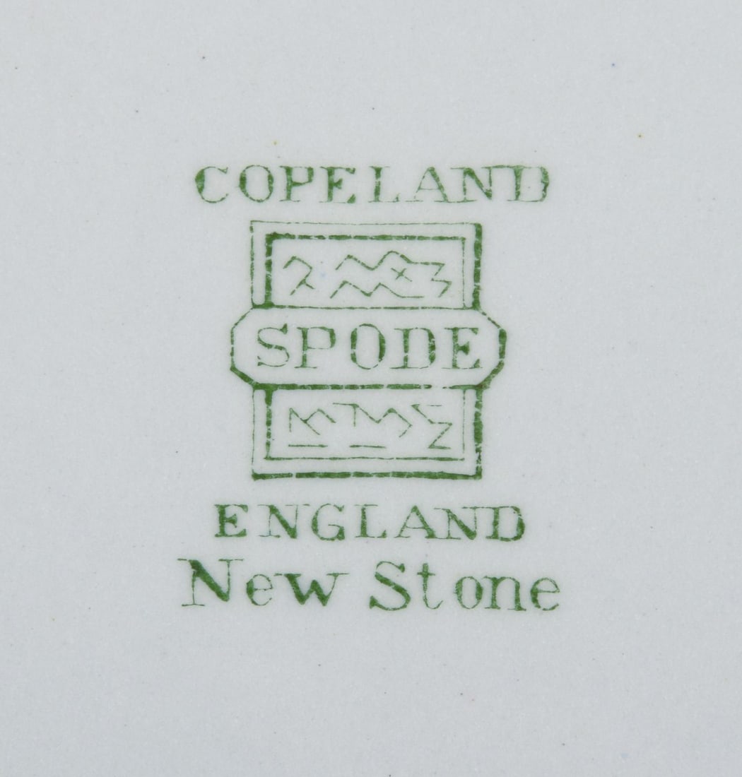 Copeland Spode, England. Six dinner plates in faience with flower and bird motifs. Approx. 1930s. - 8