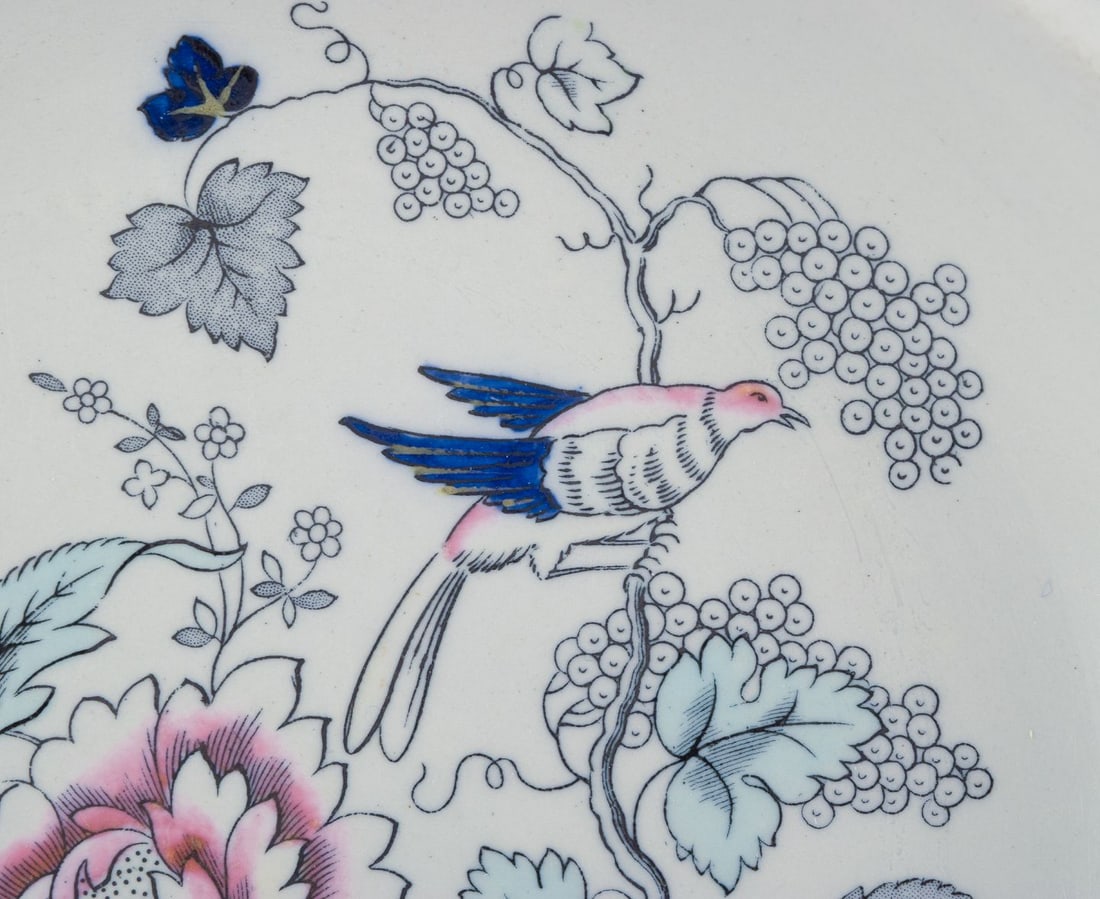 Copeland Spode, England. Five deep plates in faience with flower and bird motifs. Approx. 1930s. - 5