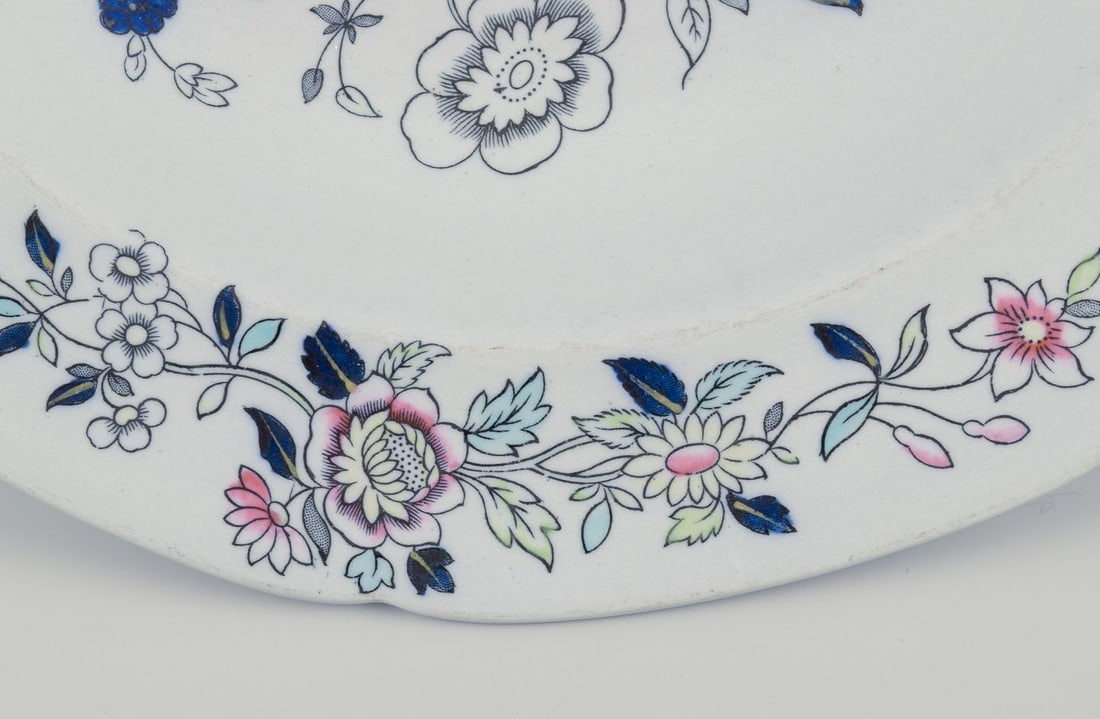 Copeland Spode, England. Five deep plates in faience with flower and bird motifs. Approx. 1930s. - 7