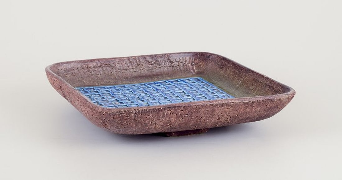 Aldo Londi for Bitossi, Italy. Square bowl on feet in glazed ceramic. Circa 1970. - 3