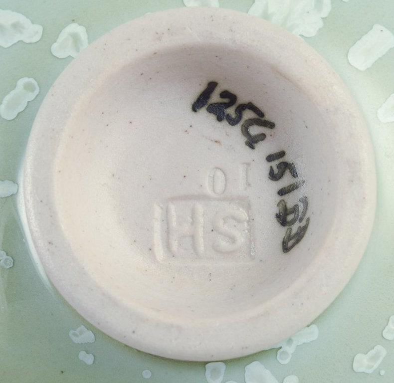 Sven Hofverberg, Swedish ceramicist, own studio. Unique ceramic bowl. Late 20th century. - 7