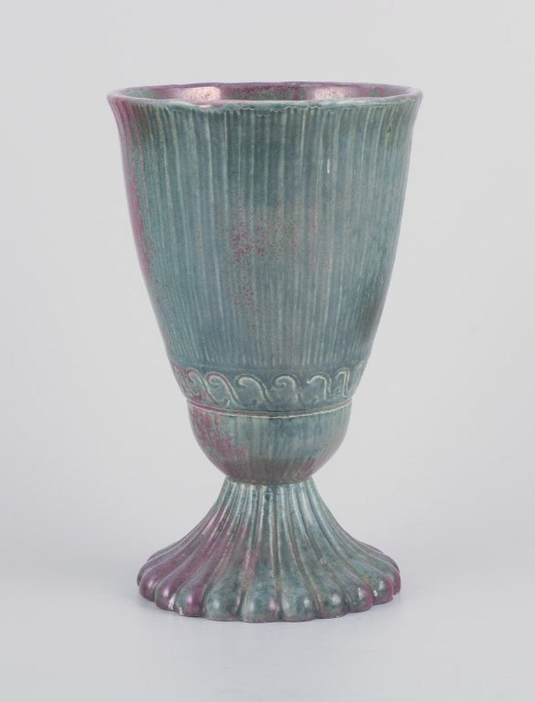 E.B.S. Klint, Danish ceramist. Unique ceramic vase. Glossy glaze in violet and green hues. Mid-20th - 2
