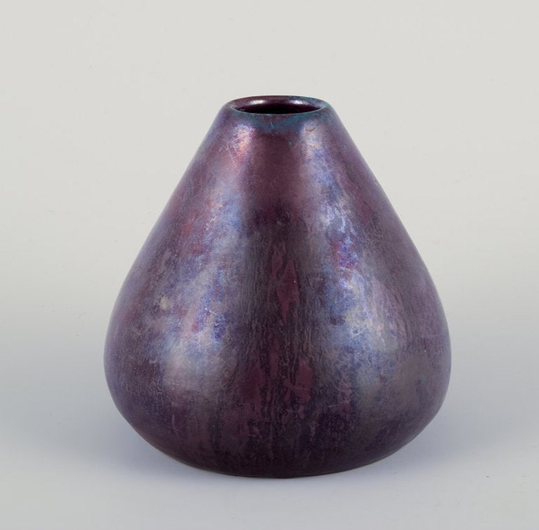Søren Kongstrand, Danish ceramicist. Unique vase in shiny glaze. Circa 1920. - 2