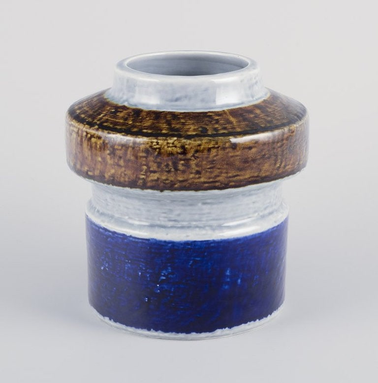 Olle Alberius for Rörstrand, Sweden. 'Titus' ceramic vase in stoneware. 1960s/70s. - 3