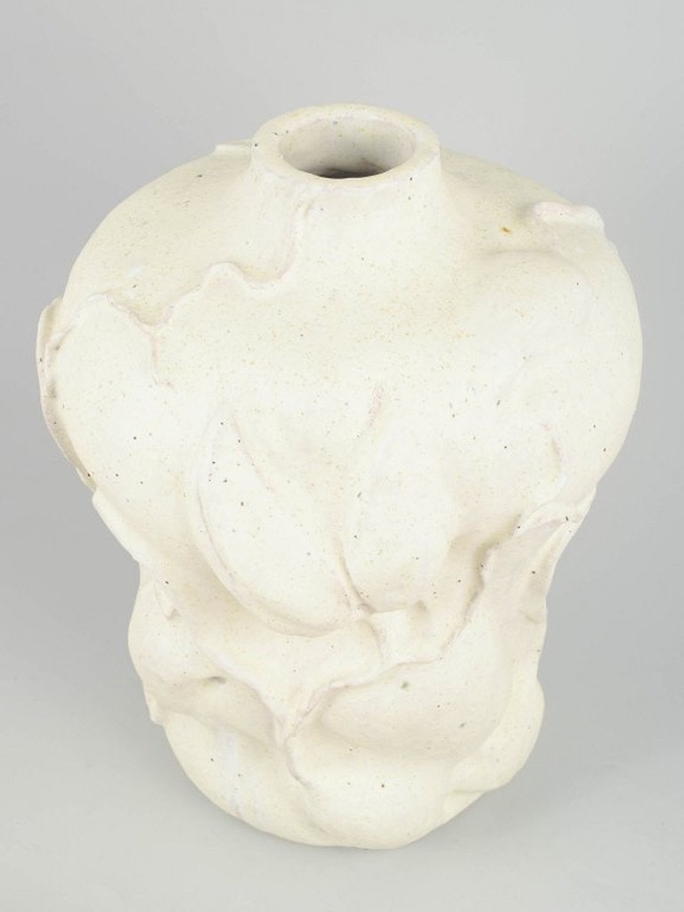 Christina Muff, contemporary Danish ceramic artist. Large hand-modelled organic shaped, vessel with - 3