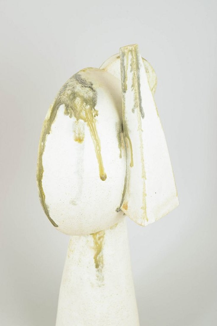 Christina Muff, contemporary Danish ceramic artist. Tall hand-modelled cubist stoneware face. 2025 - 5