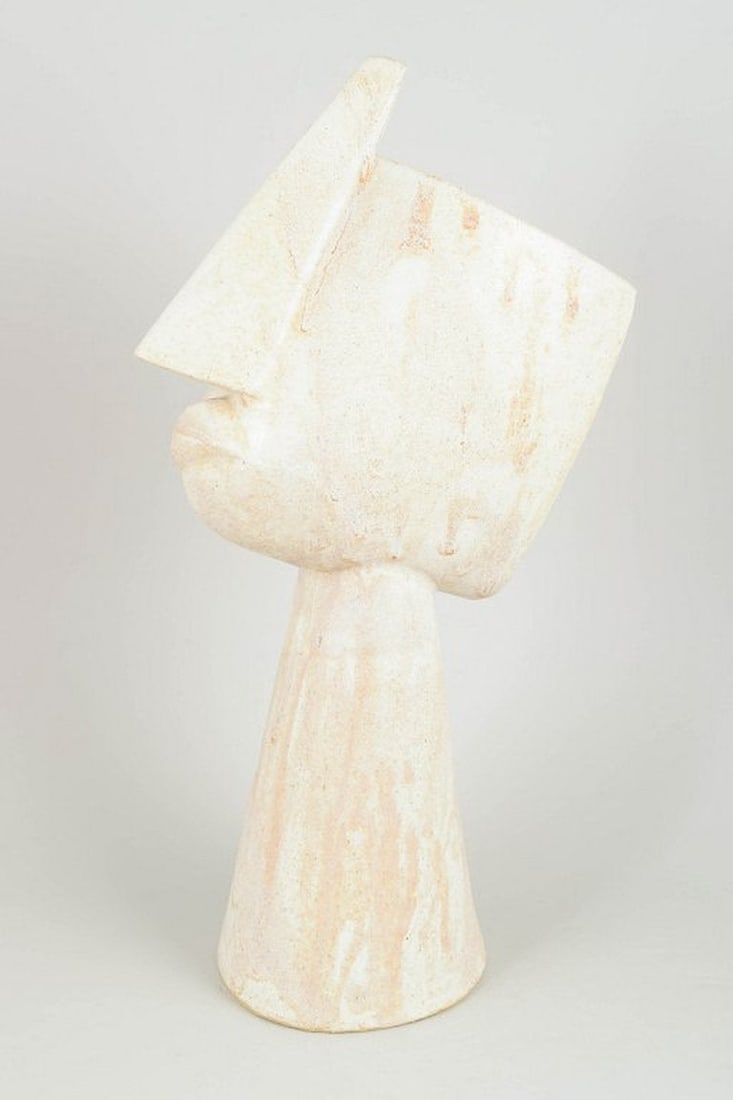 Christina Muff, contemporary Danish ceramic artist. Tall hand-modelled cubist stoneware face. 2025 - 4
