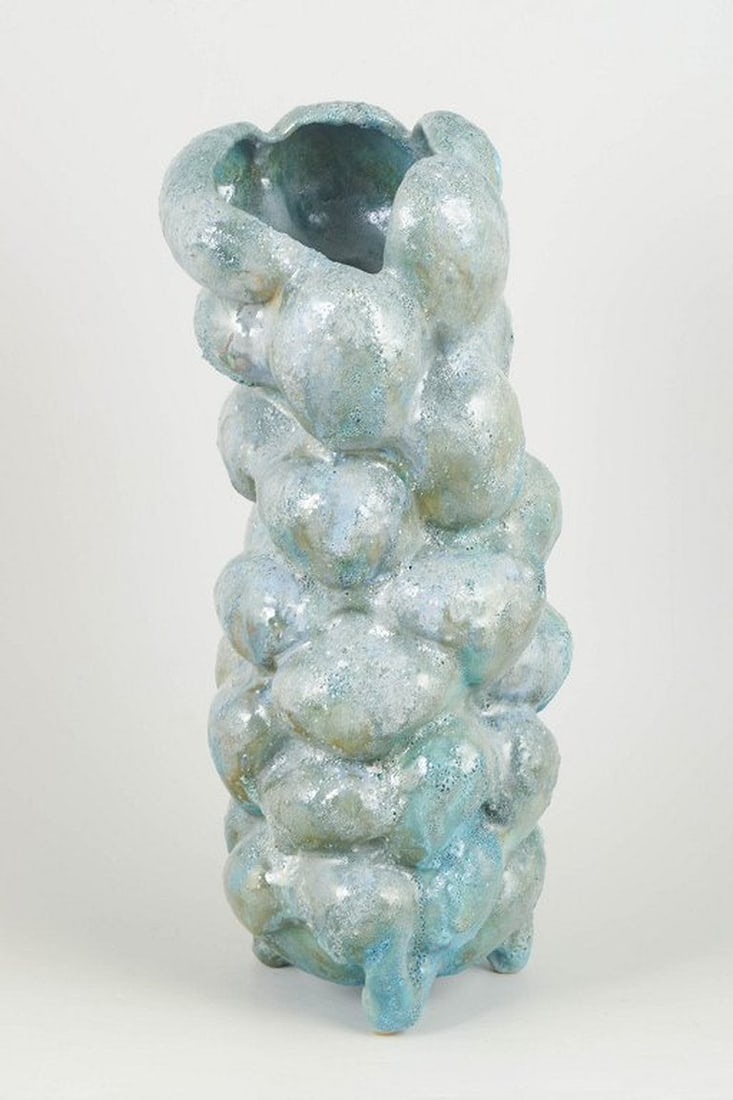 Christina Muff, contemporary Danish ceramic artist. Tall hand-modelled stoneware vessel. 2025 - 2