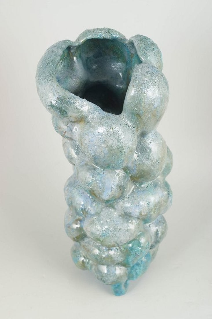 Christina Muff, contemporary Danish ceramic artist. Tall hand-modelled stoneware vessel. 2025 - 3
