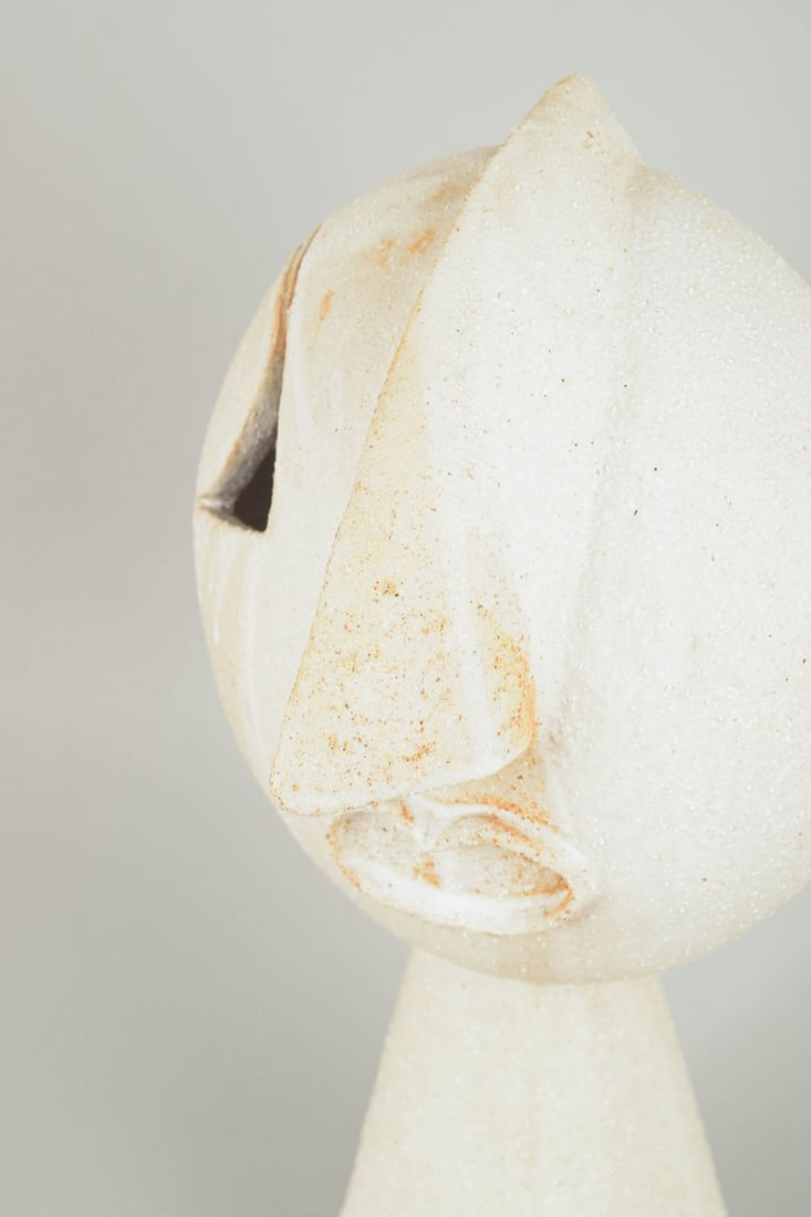 Christina Muff, contemporary Danish ceramic artist. Cubist stoneware bust, 2025 - 3