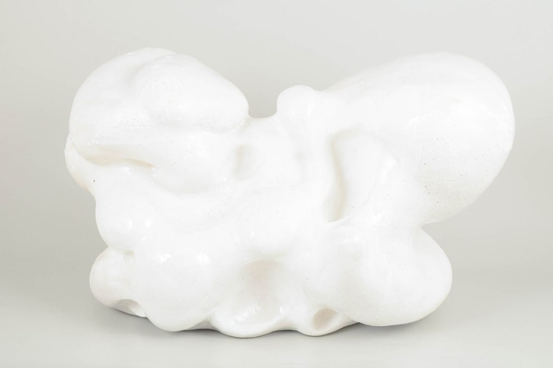 Christina Muff, contemporary Danish ceramic artist. Organic-shaped stoneware sculpture. 2025 - 2