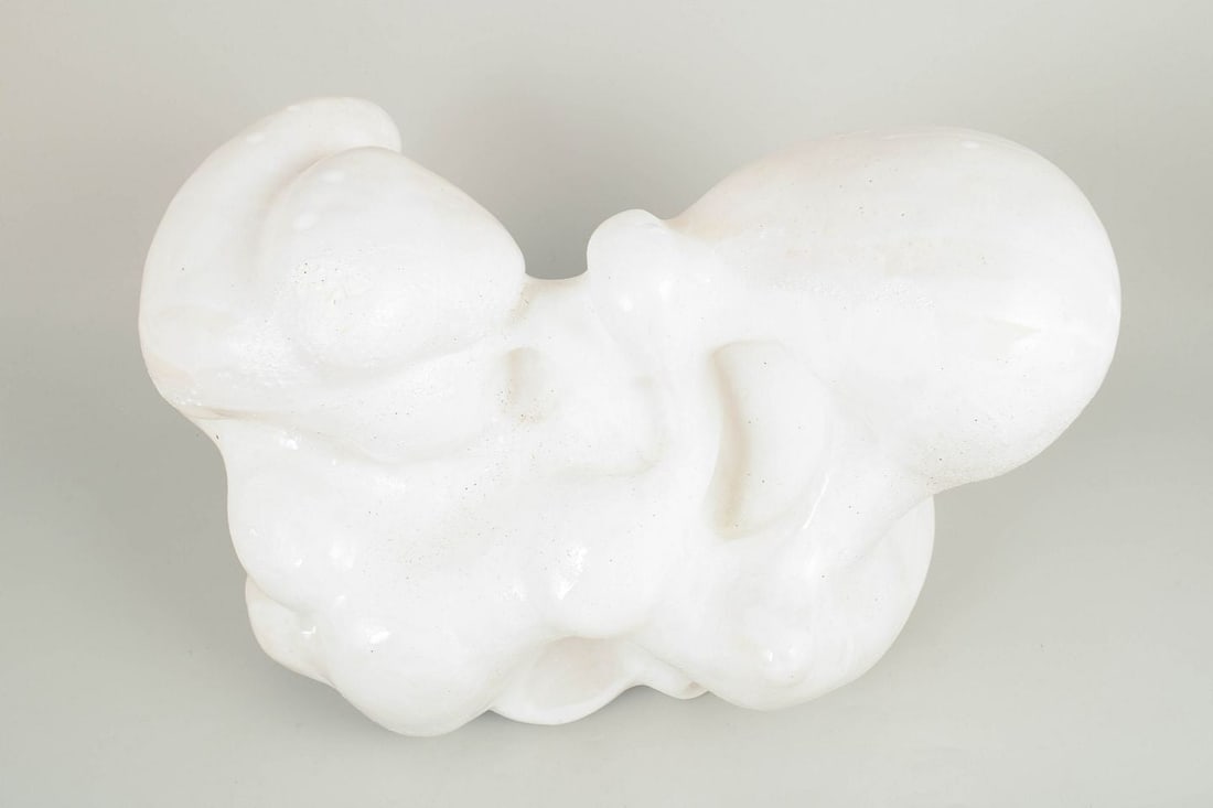 Christina Muff, contemporary Danish ceramic artist. Organic-shaped stoneware sculpture. 2025 - 3