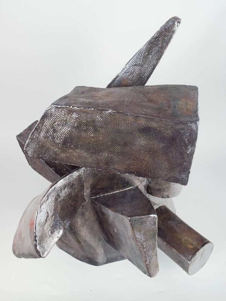 Christina Muff, contemporary Danish ceramic artist. Monumental stoneware sculpture with metallic - 3