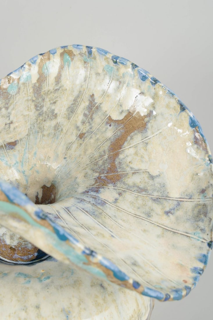 Christina Muff, contemporary Danish ceramic artist. Very large ceramic vessel in cream and brown - 5