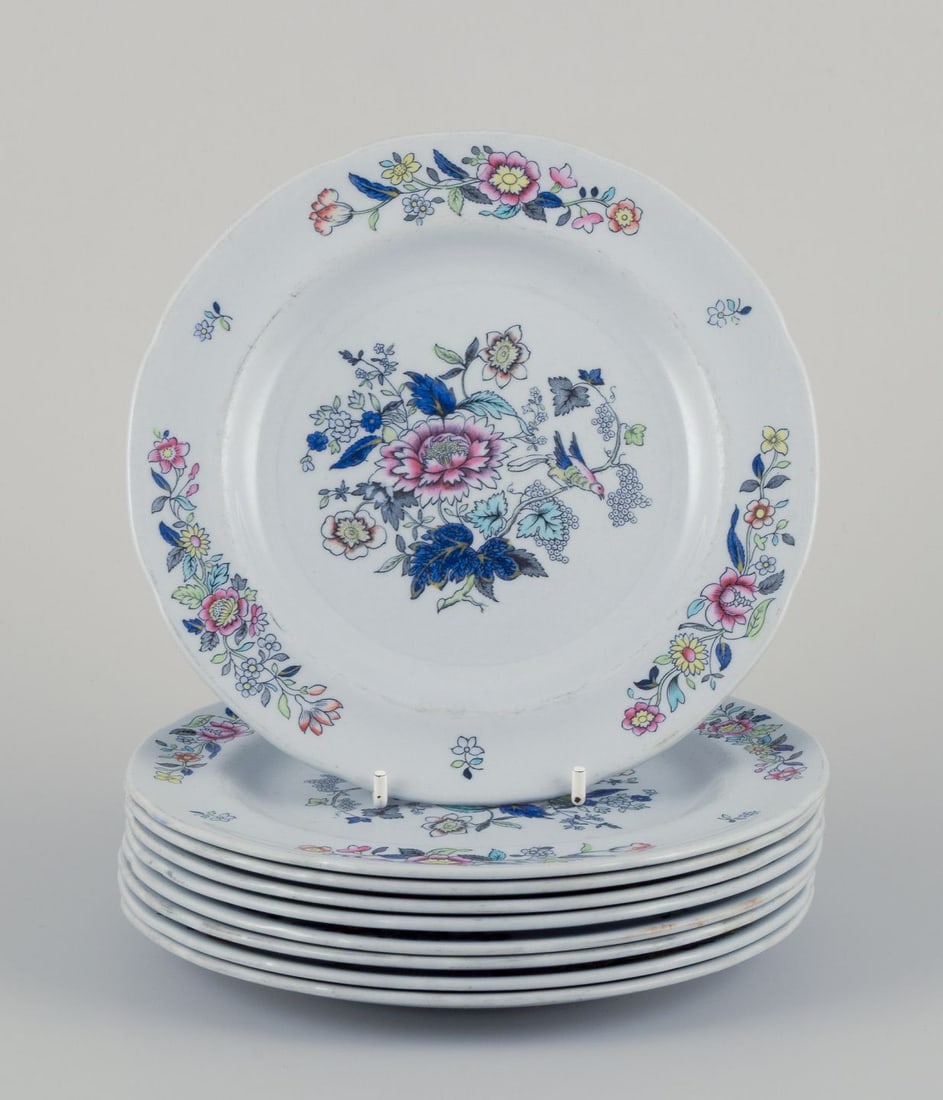 Copeland Spode, England. Nine plates in faience with flower and bird motifs. Approx. 1930s. - 2