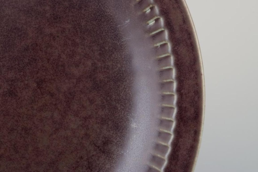 Carl Harry Stålhane for Rörstrand, Sweden. Large ceramic bowl. Glazed in green-brown - 5