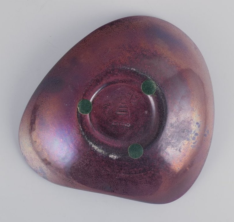 Michael Andersen, Bornholm. Hand-glazed ceramic dish. Circa 1960. - 7