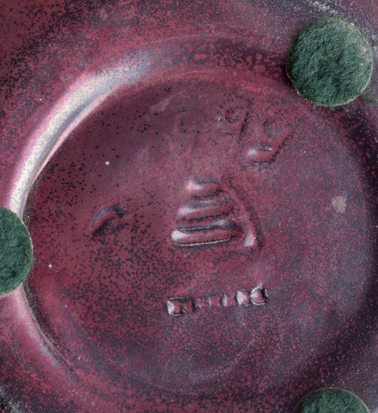 Michael Andersen, Bornholm. Hand-glazed ceramic dish. Circa 1960. - 8