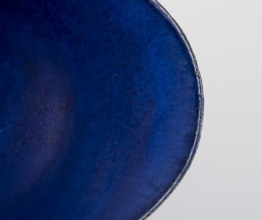 Danish studio ceramist. Large oval unique ceramic bowl. 1945. - 8