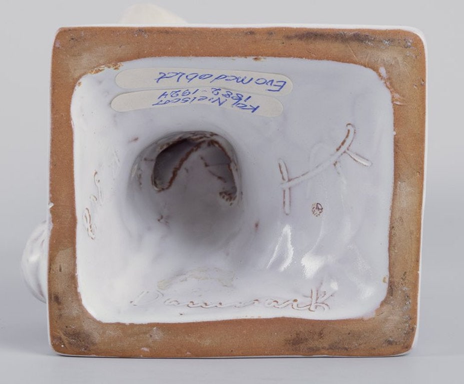 Kai Nielsen for Kähler, Denmark. 'Eva med æblet'. White-glazed earthenware figurine. - 8