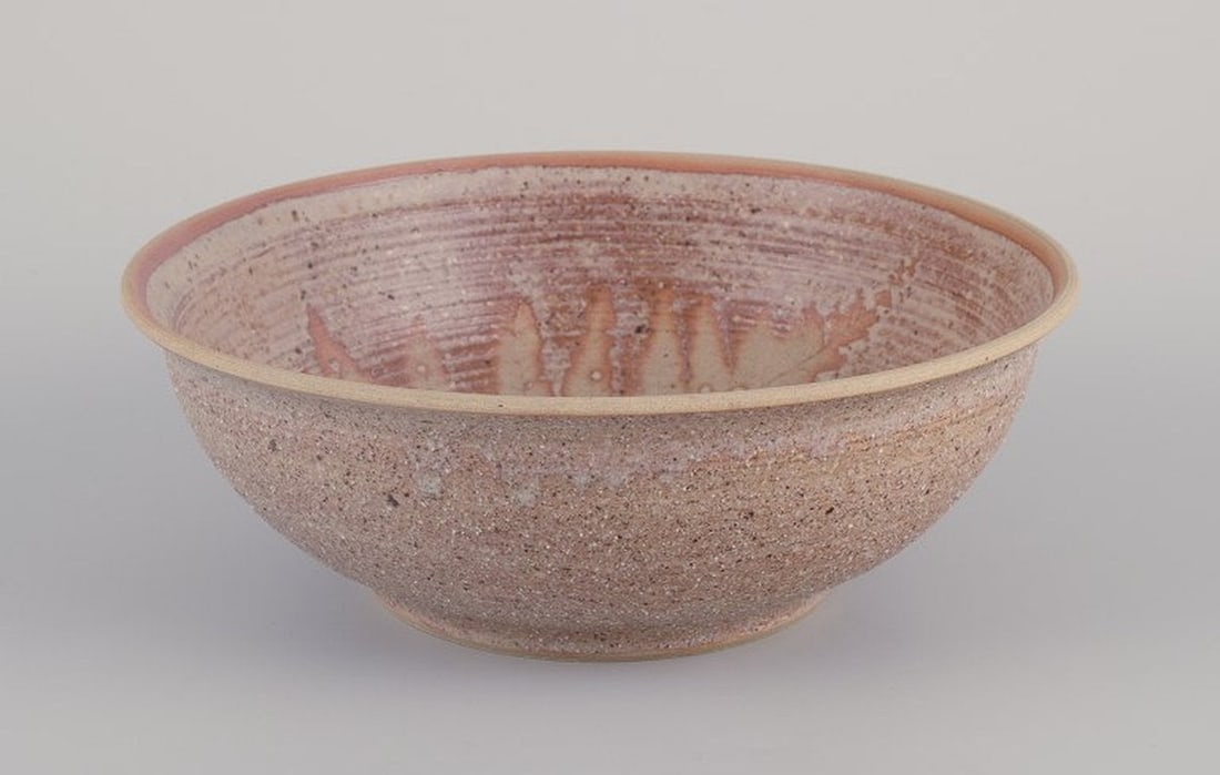 Swedish studio ceramist. Unique ceramic bowl. Late 20th century. (1 of 7)