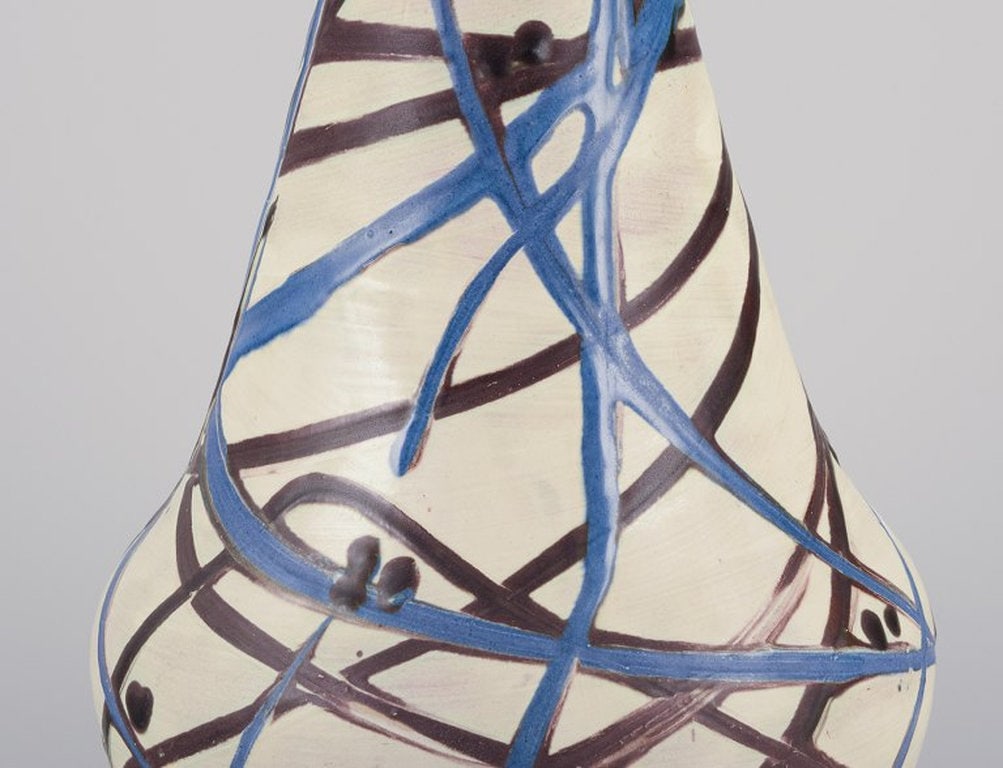 Kähler, Denmark. Large ceramic floor vase. Cow horn decoration. 1930s. - 5