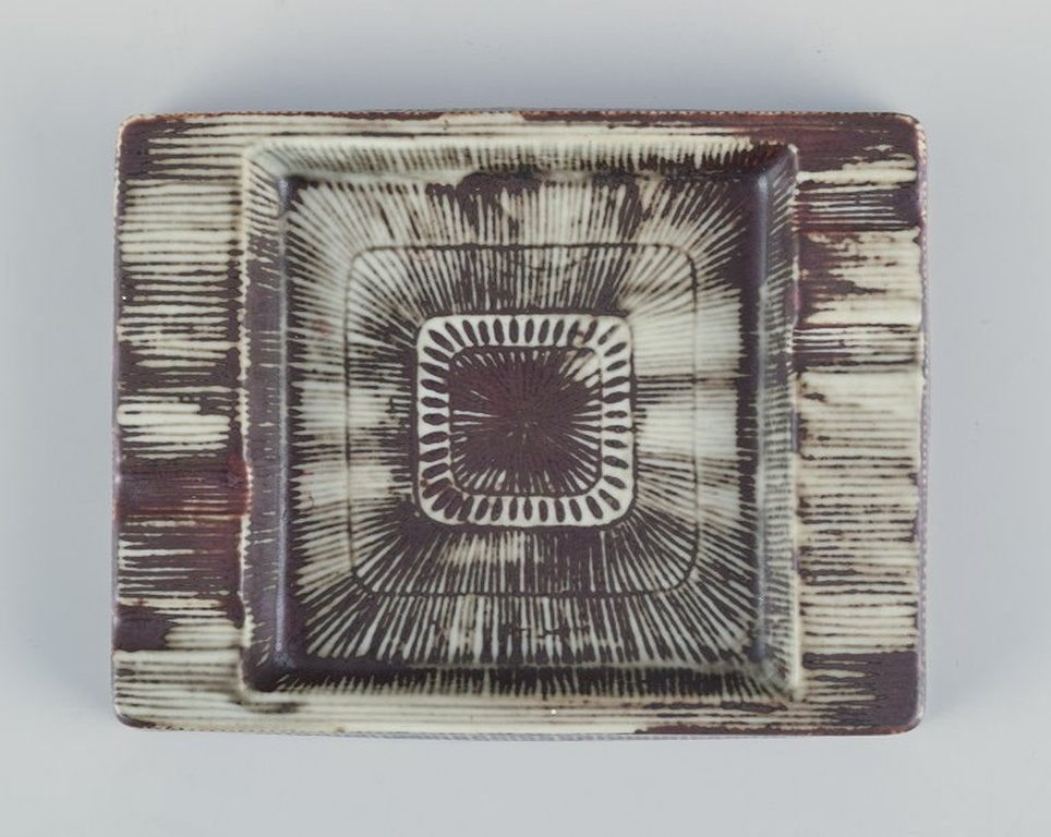 Hertha Bengtson for Rörstrand, Sweden. Stoneware ashtray. 1960s/70s. - 3