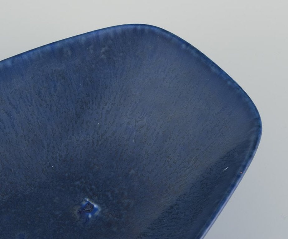 Carl Harry Stålhane for Rörstrand, Sweden. Oblong dish of stoneware. Glaze in blue tones. - 5