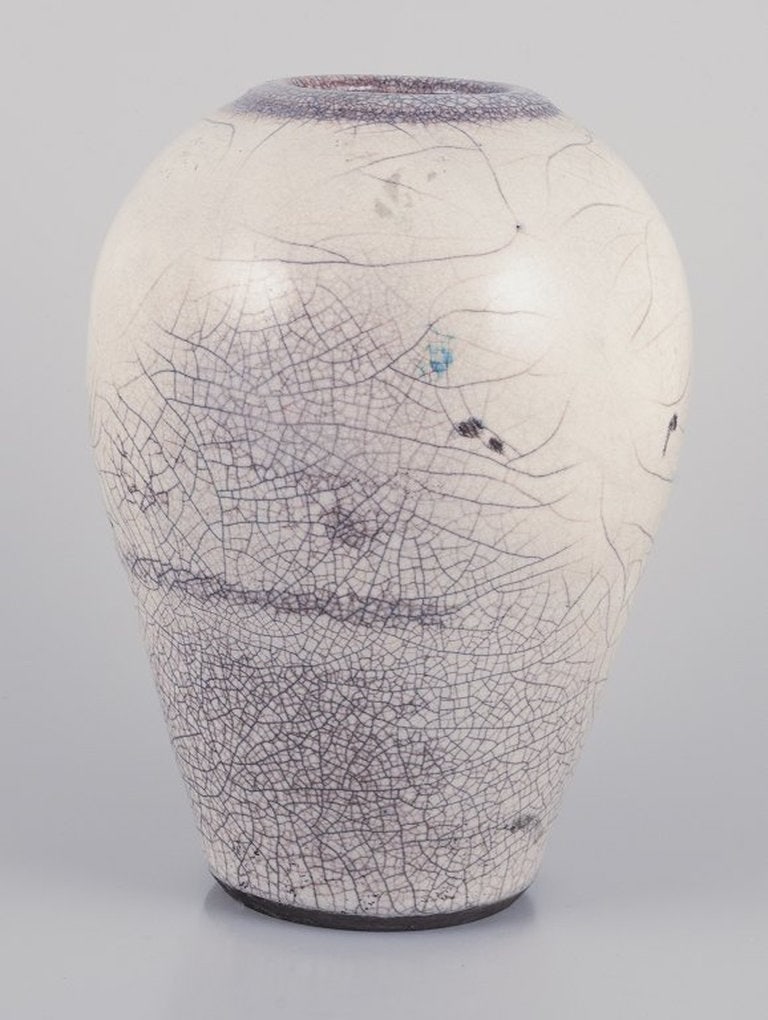 Anita Wederbrand, Swedish studio ceramist. Unique lidded bowl. 21st century. - 6