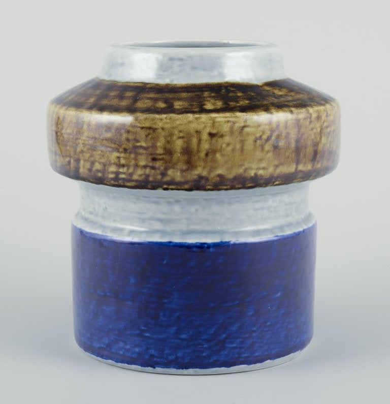 Olle Alberius for Rörstrand, Sweden. 'Titus' ceramic vase made of stoneware. 1960s/70s. - 3