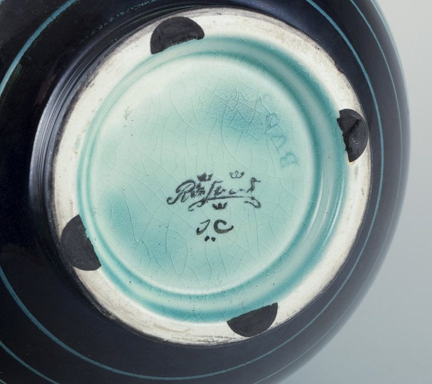 Ilse Claesson for Rörstrand, Sweden. Large and round vase in glazed faience. 1930s. - 7