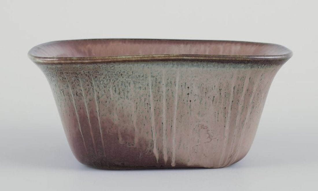 Gunnar Nylund for Rörstrand, Sweden. Square bowl in ceramic. Mid 20th century. - 6