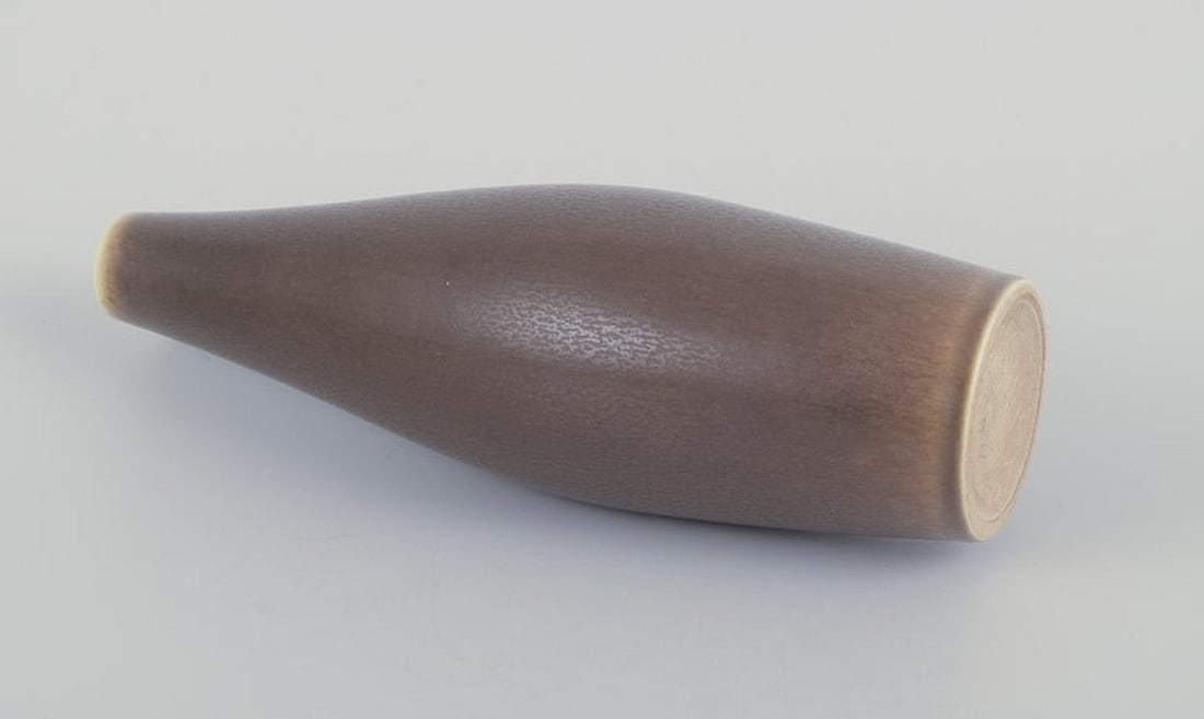 Per Linnemann-Schmidt for Palshus, Denmark. Large ceramic vase in olive green hare fur glaze. Circa - 6