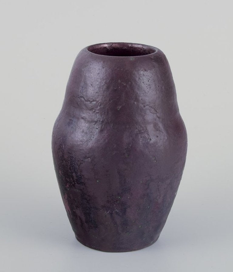 Søren Kongstrand, Danish ceramicist. Ceramic vase in lustre glaze. Ca. 1920. (1 of 7)