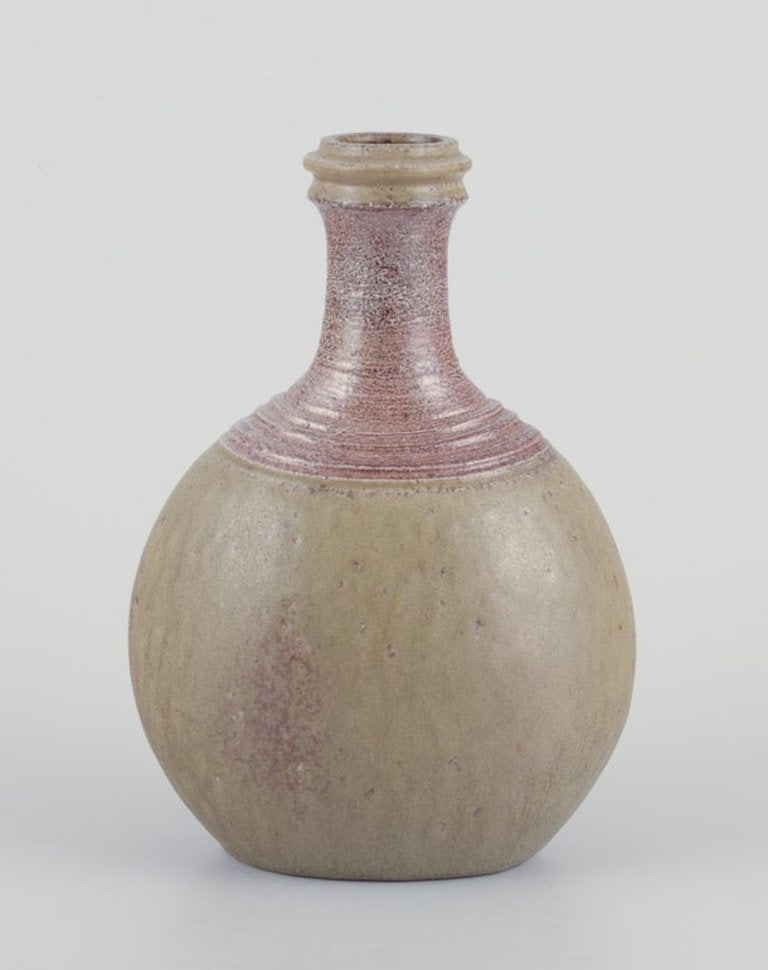 Nils Kähler for Kähler, Denmark. Ceramic vase, rare shape. Circa 1970.: Title: Nils Kähler for Kähler, Denmark. Ceramic vase, rare shape. Circa 1970. Description: Nils Kähler (1906-1979) for Kähler. Ceramic vase, rare shape. Olive green glaze. Circa