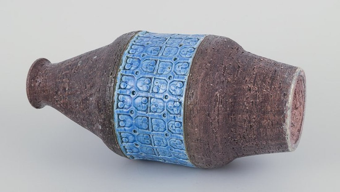 Aldo Londi for Bitossi, Italy. Large vase in Rimini blue glazed ceramic. 1960s. - 6