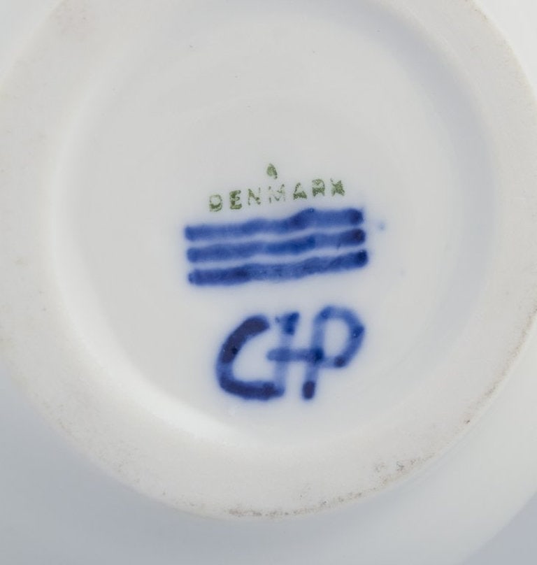 Gerd Hiort Petersen for Royal Copenhagen. Unique vase of stoneware. Mid 1900s. - 6