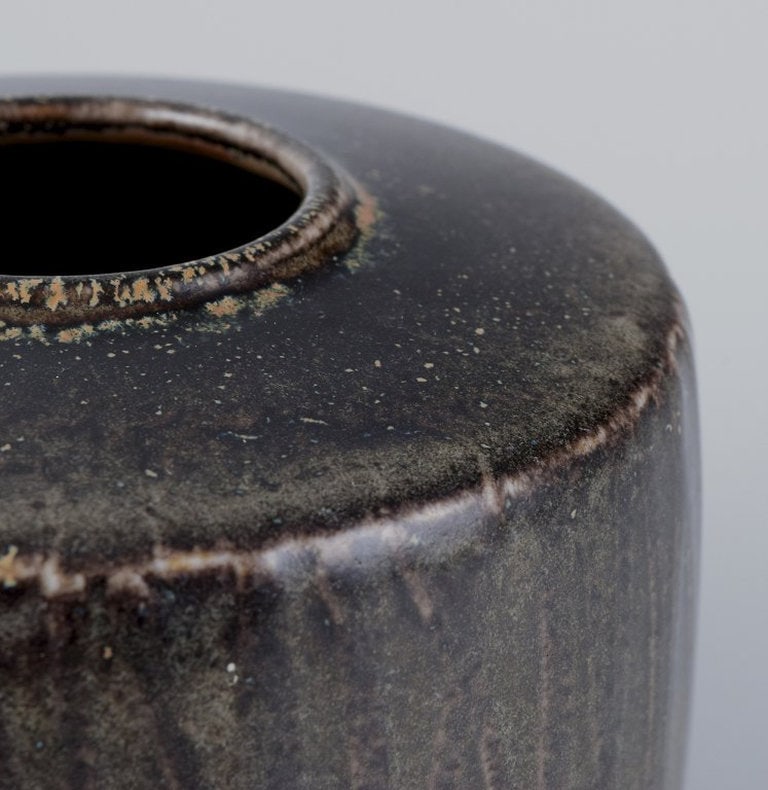 Nils Thorsson for Royal Copenhagen. Unique stoneware jar. Mid 20th century. - 4