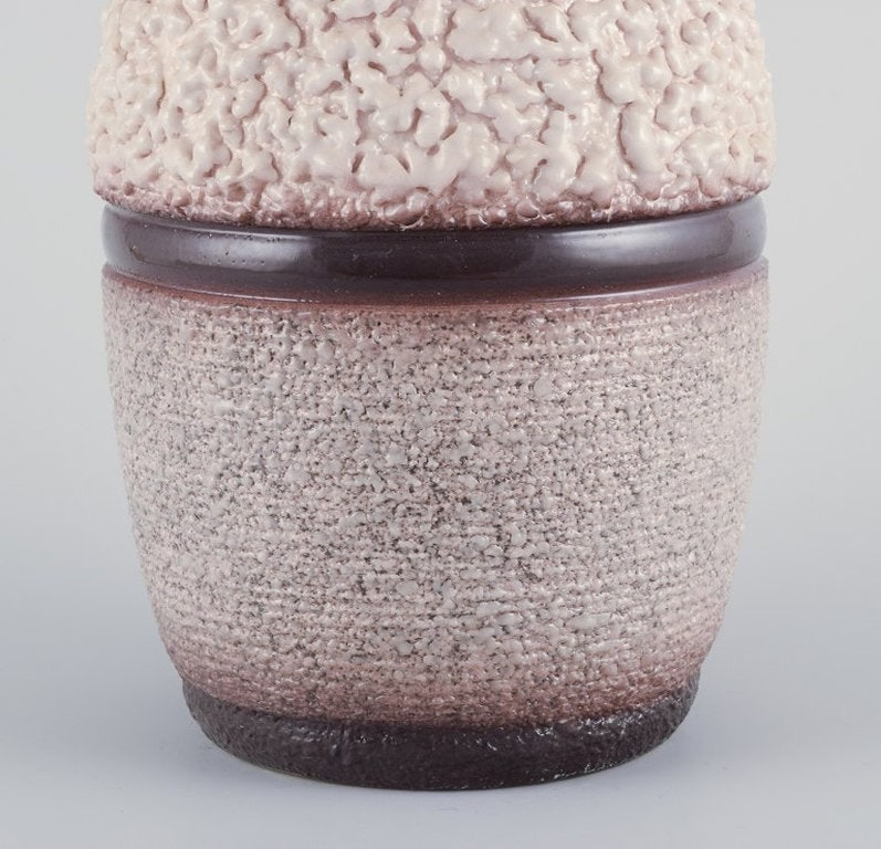 French ceramicist. Ceramic vase. Lava glaze in light and brown colours. Ca. 1960s. - 5