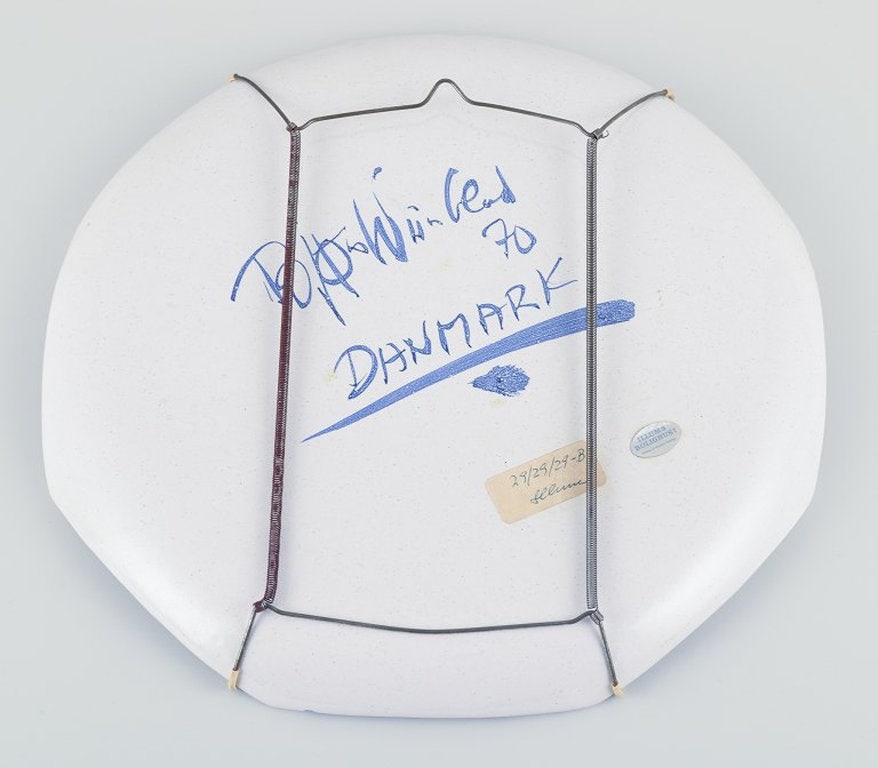 Bjørn Wiinblad for Det Blå Hus, Denmark. Octagonal dish in stoneware. 1970. - 8